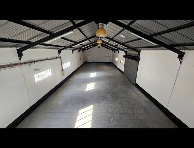 680M² WAREHOUSE TO LET IN SEBENZA